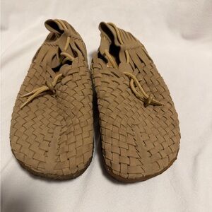 Malibu Latigo Men’s woven huarache moccasin sandals size 10